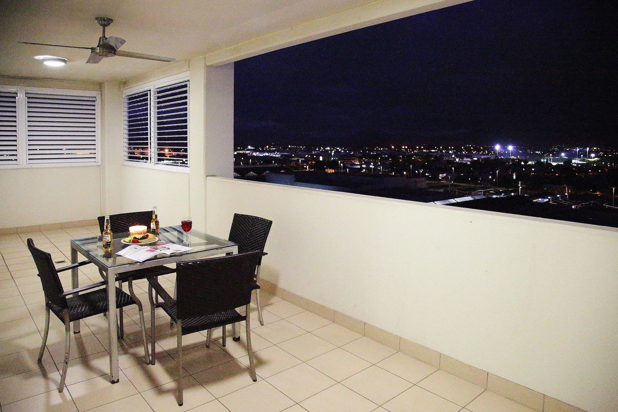 Cairns Central Plaza Apartment Hotel Official Экстерьер фото